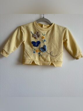 Madison Layne Yellow Baby Girl Embroidered Butterfly Sweatshirt size 18 months